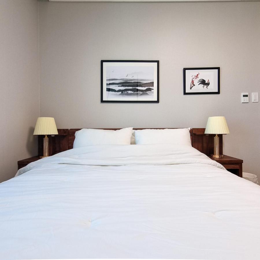 Humphreys 2 Min Vintage Korean Room Пхёнтхэк Экстерьер фото