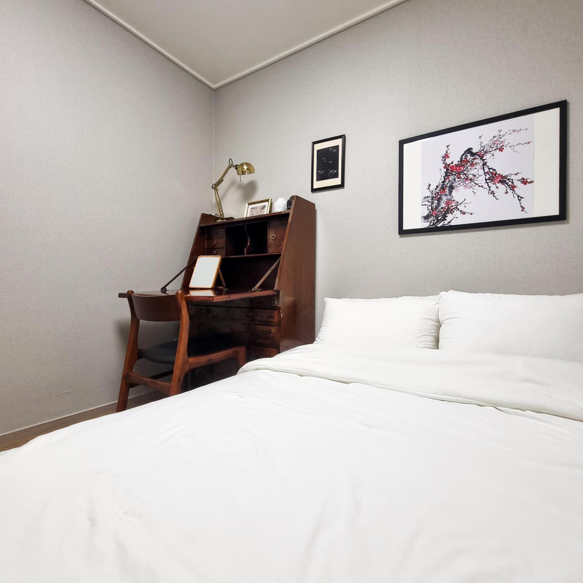 Humphreys 2 Min Vintage Korean Room Пхёнтхэк Экстерьер фото