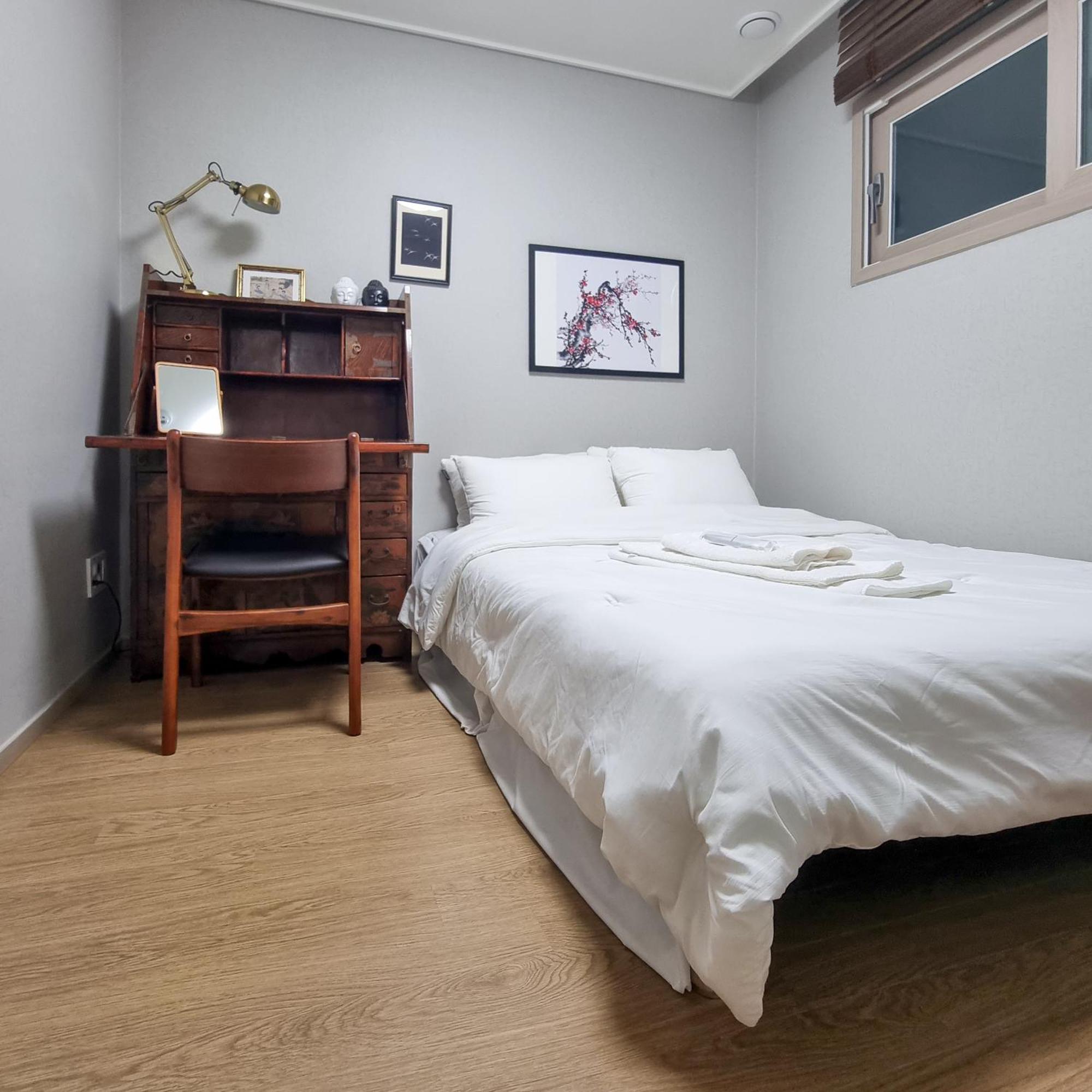Humphreys 2 Min Vintage Korean Room Пхёнтхэк Экстерьер фото